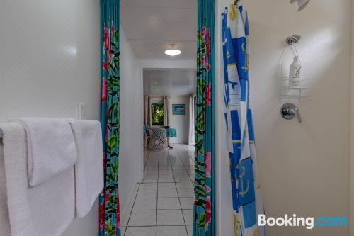 Vaka Beach Cottage with AC Unlimited Wifi One-Bedroom House