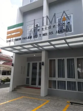 Lima Residence Tebet Manage by EHM