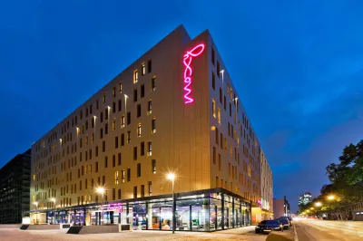 Moxy Frankfurt East Hotels in 