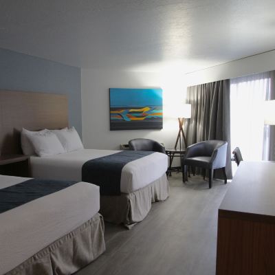 Franklin/Hilyard Pet Friendly Room, 2 Queen Beds Hayward Inn Promo Code
