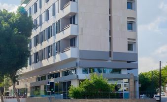Altius Boutique Hotel - Housity