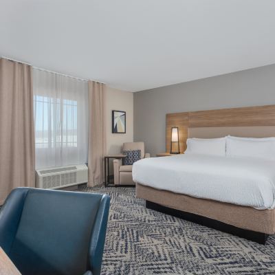 Studio Suite 拉克羅斯燭木套房酒店優惠