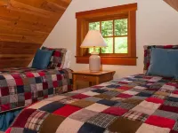 Cottage-in-the-Barn on Dragonfly Farm Hoteles en Eastsound