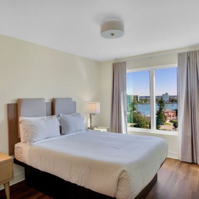 Deluxe Suite, 3 Bedrooms, Bay View The Avalon Club Promo Code