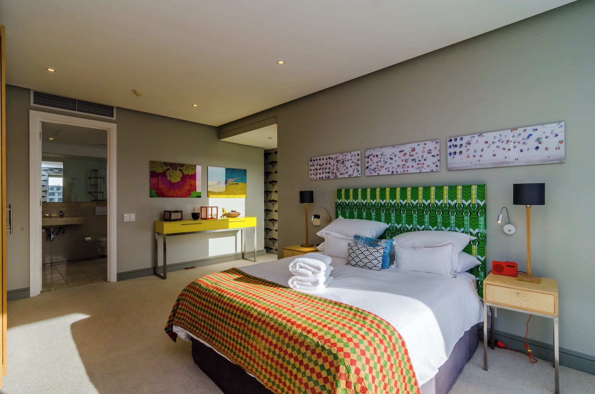 Mountain Marina Luxury Apartments两卧室尊贵间6