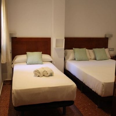 經濟三人房 里亞德阿魯扎法酒店優惠