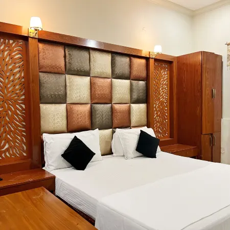 The Grand Hotel Multan