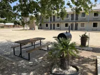 Coachway Inn Hotels in Luling