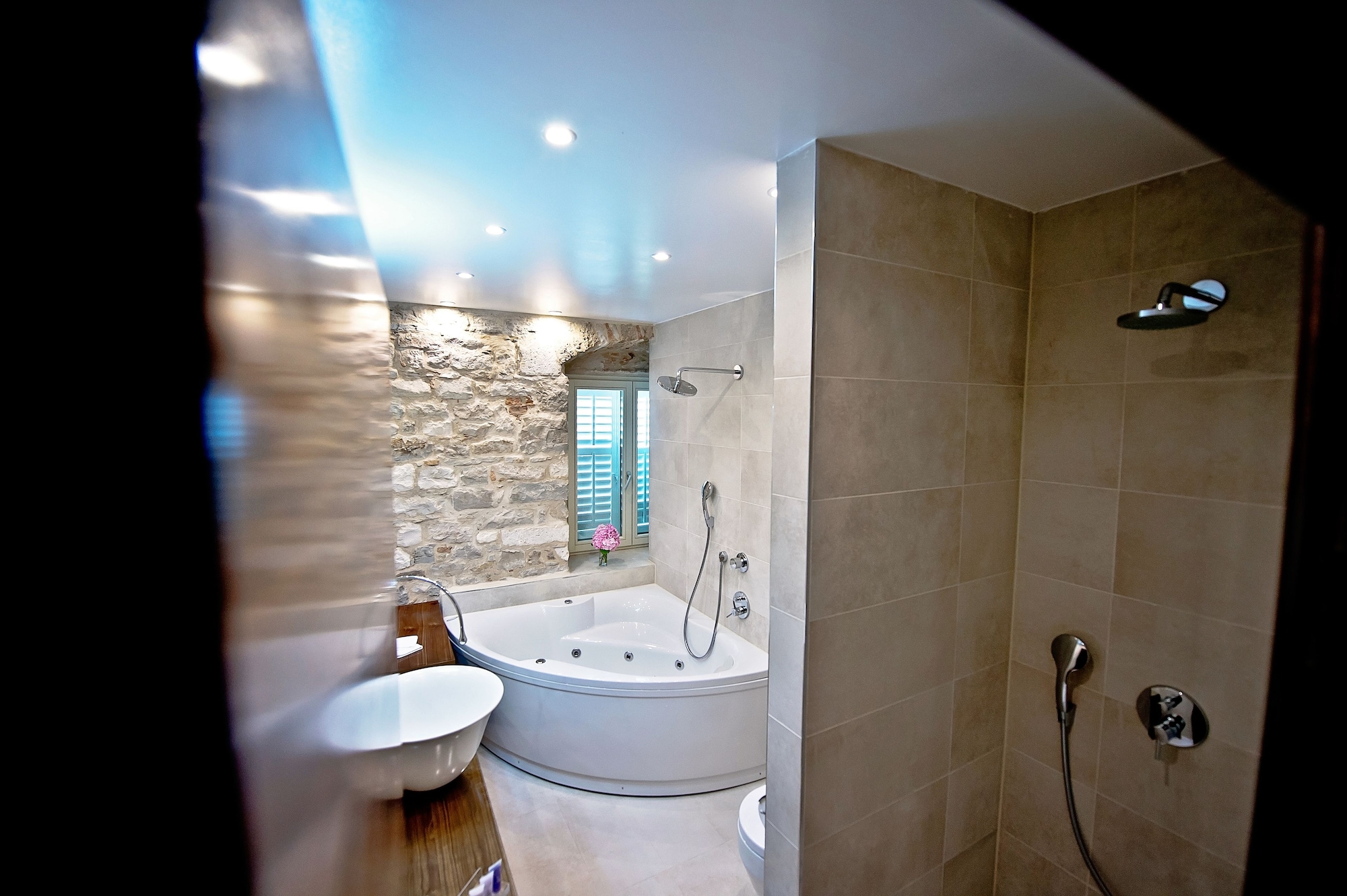 豪华双人或双床房