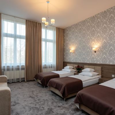 Standard Triple Room Hotel Maximum Promo Code