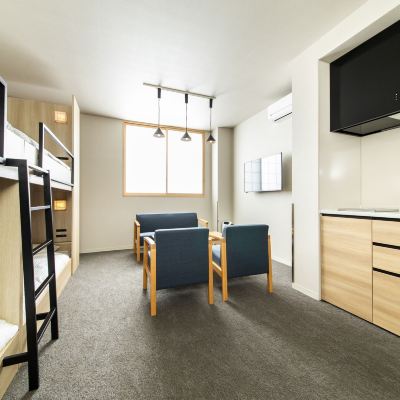 クアッドルーム ALPHABED INN 福岡大濠公園 クーポン