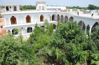 Hotel Isabel Palace Hotels in 