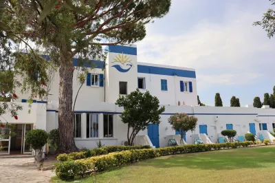 Hotel Le Bellevue Hotele w: 
