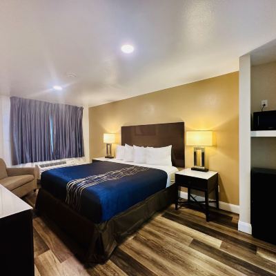 Standard King Room Vista Inn Promo Code