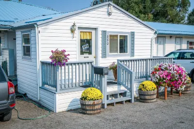 Baker City Motel & RV Отели в г. 