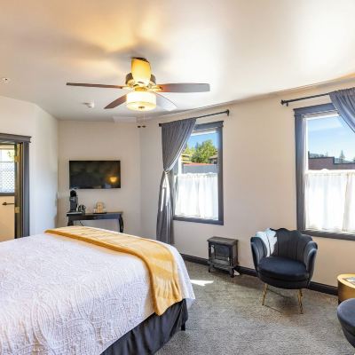 Room 11 Hotel Stevenson Promo Code