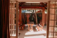 La Rona Hospitality Services