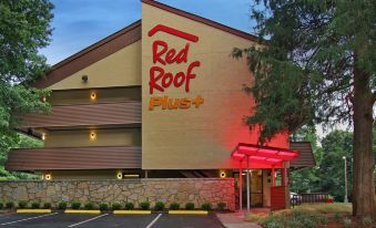 Red Roof PLUS+ Atlanta - Buckhead