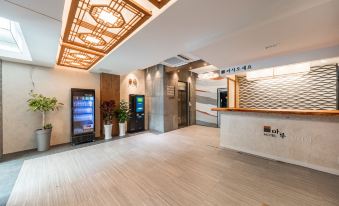 Pocheon Maru Hotel - Housity