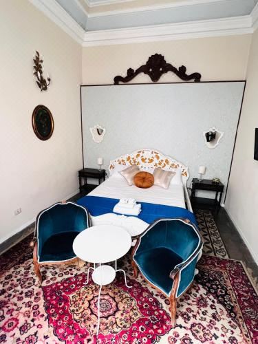 带私人外部浴室的双人房