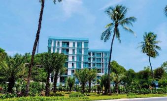 Oceanstone Phuket by Holy Cow 1-Br Room