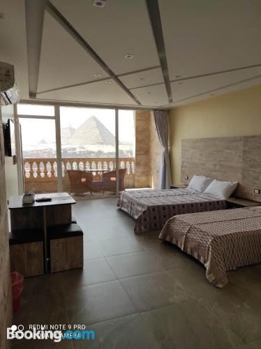 Pyramids View Suite/Vista Piramidi Junior Suite with Terrace