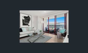 2 Bedroom Darling Harbour Apartment