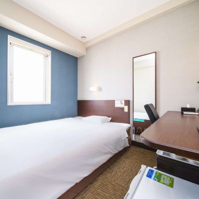ワイドダブルスタンダードルーム（バス付き）-禁煙 スーパーホテル那覇・新都心 クーポン