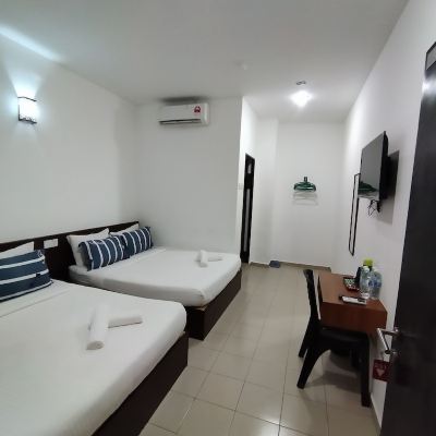 Standard Quadruple Room Kupon SP Central Hotel