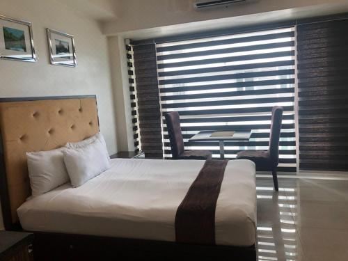 豪华大床一室房