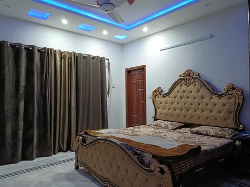 双人房（带独立浴室）