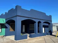 2 Br Large & Cozy Apartment, Front Door & Parking Both under Drive-Thru Carport