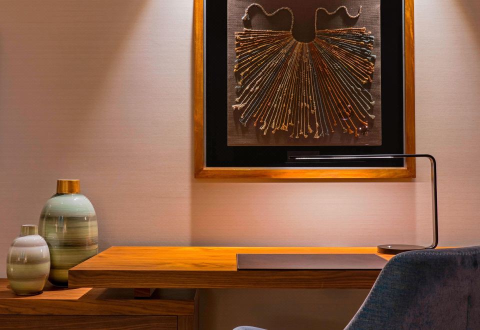 俱乐部特大床房