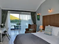 The Shore House Hotele w: 