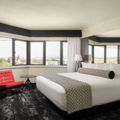 King Suite Jetted Tub Centennial Hotel Spokane Promo Code