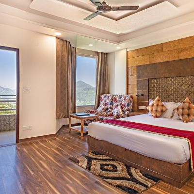 Executive Room Kanishka Retreat Promo Code