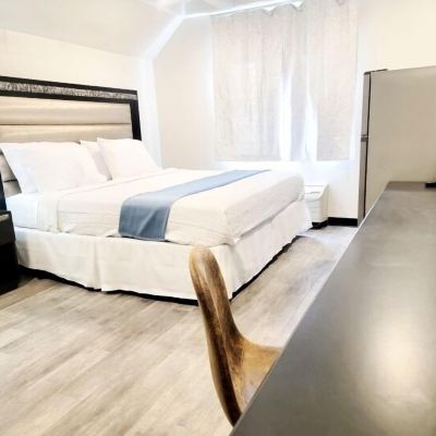 Deluxe Single Room, Refrigerator & Microwave Guest Lodge Promo Code