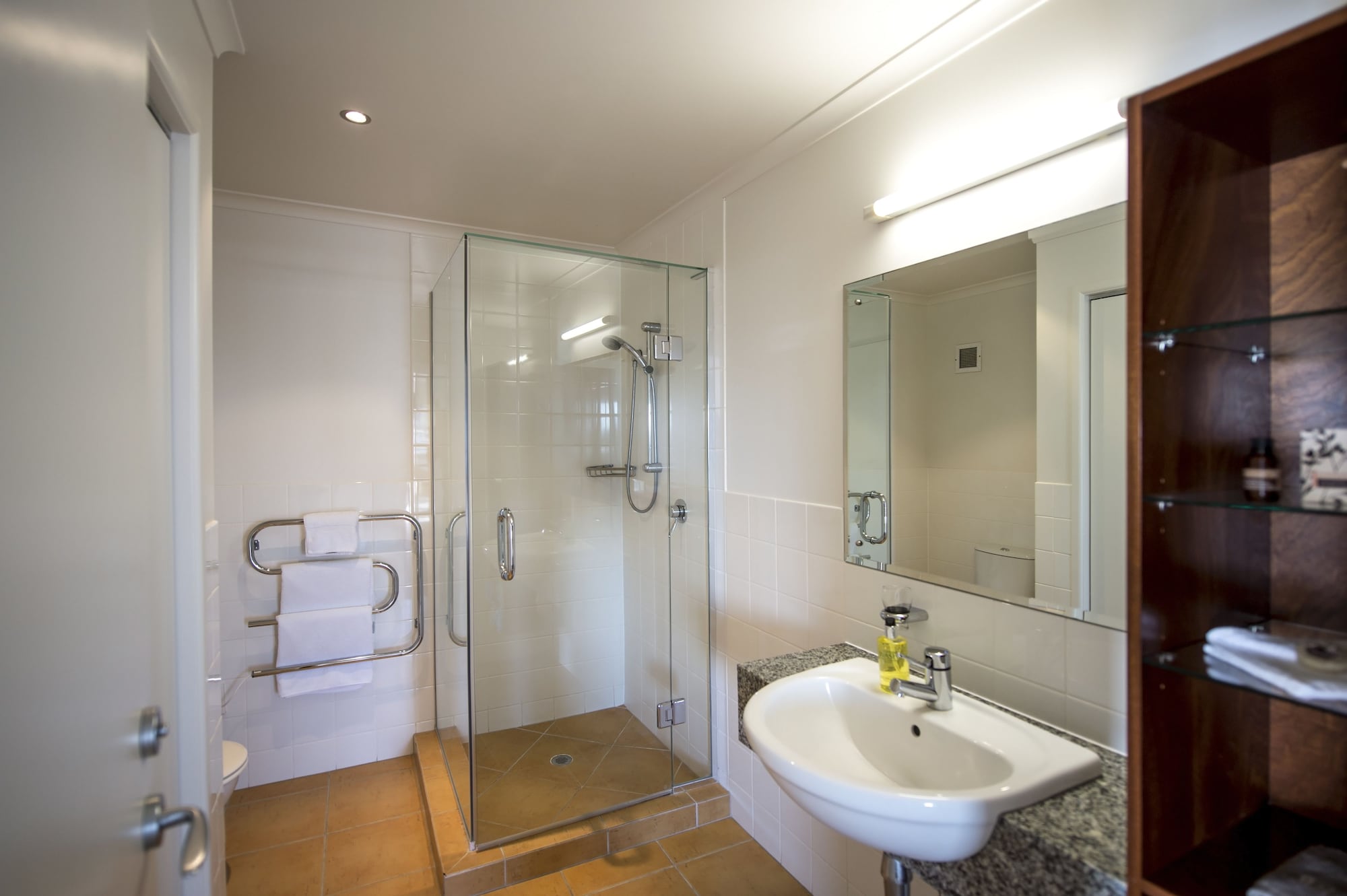 标准公寓， 2 间卧室， 双浴室， 行政层