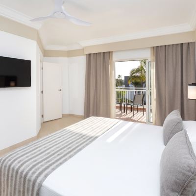 Suite With Balcony And Sea View Hotel Riu Paraiso Lanzarote - All Inclusive Promo Code