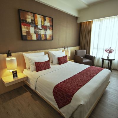 Superior Double Room (Smoking) Grand Zuri BSD City Tangerang Promo Code