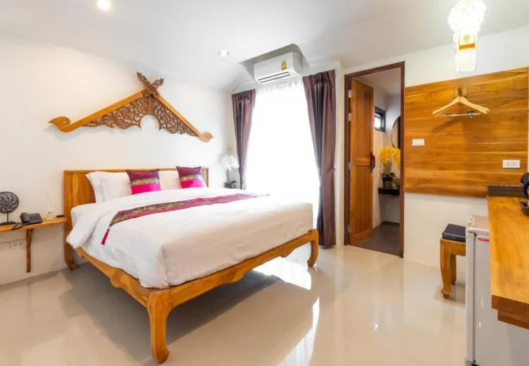 ห้องเตียงคิงไซส์ พร้อมระเบียง