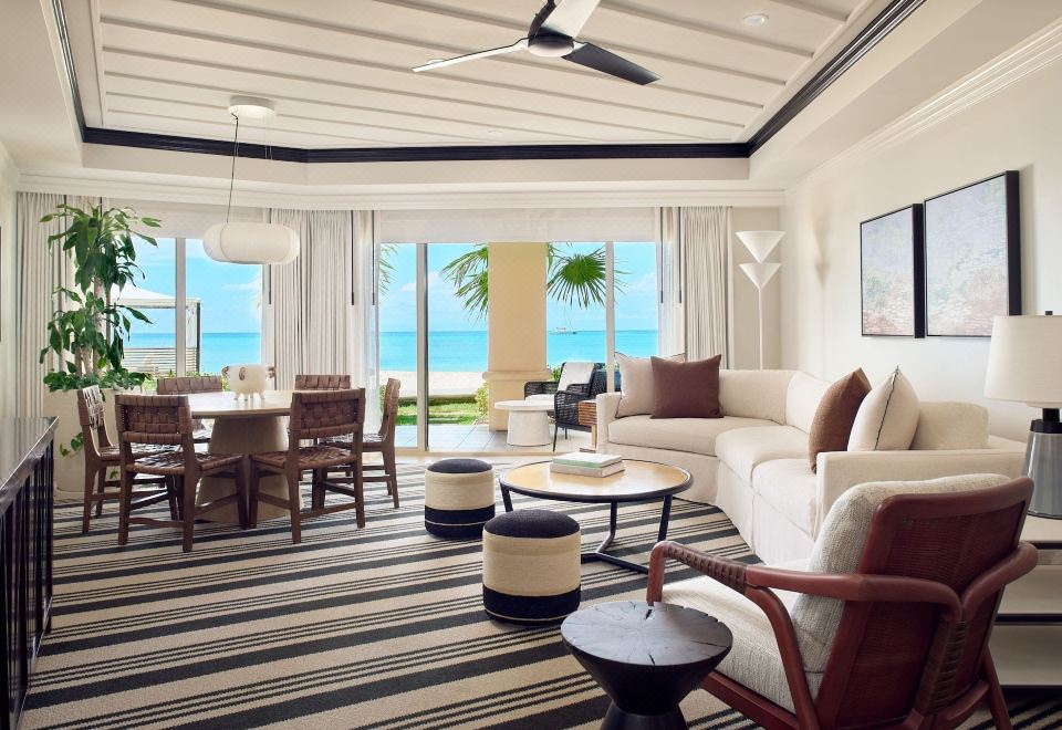 兩臥室套房 - 臥室1：1張特大床；臥室2：2張大床