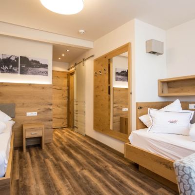 Twin Room Das Walzl Promo Code