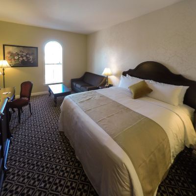 One-Bedroom Superior Room The Mount Vernon Grand Hotel Promo Code