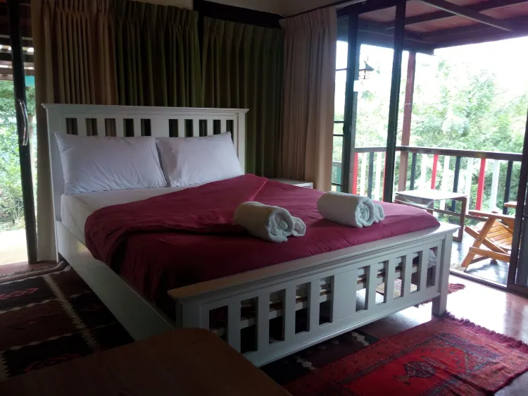 ห้องสแตนดาร์ด เตียงใหญ่ 1 เตียง