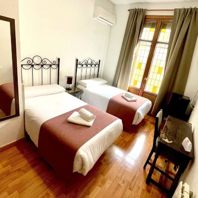 Double Room Arteaga Hostal & Baños Arabes Elvira Promo Code