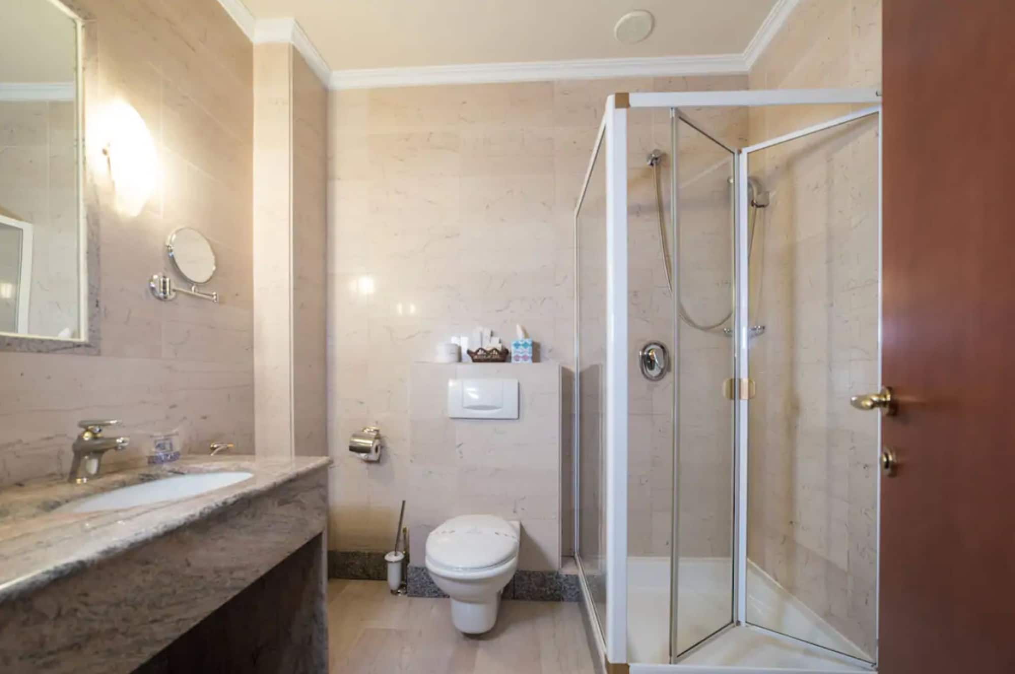 部分海景双人间