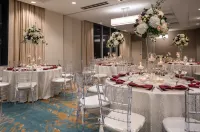 邁阿密多拉希爾頓逸林酒店