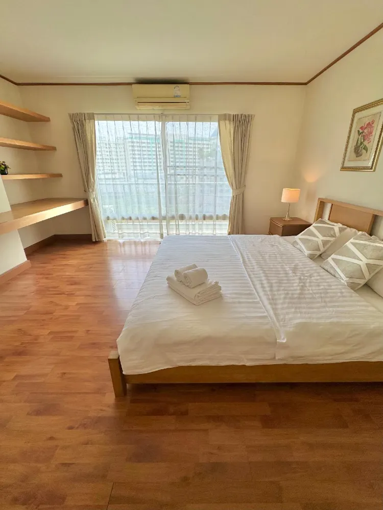 - ห้องสวีทสำหรับครอบครัวแบบสองห้องนอน