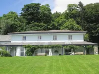 Plas Tan-Yr-Allt Historic Country House & Estate Hotel a 